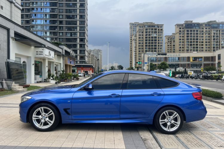 Used BMW 3 Series GT 2014 328i Design Package Model Exterior 2