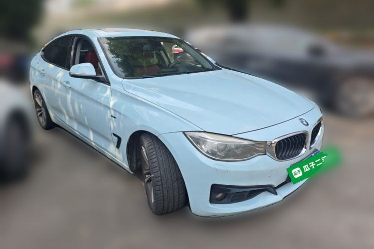 Used BMW 3 Series GT 2014 320i Design Package Model Front Right 45 Deg