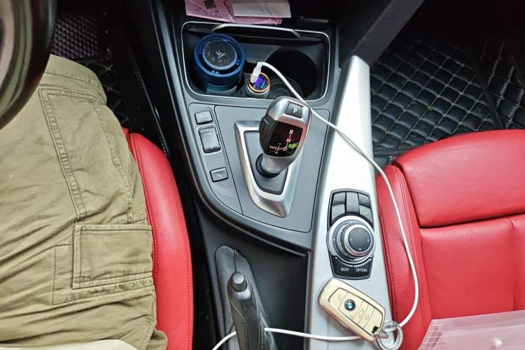 Used BMW 3 Series GT 2014 320i Design Package Model Gear Lever