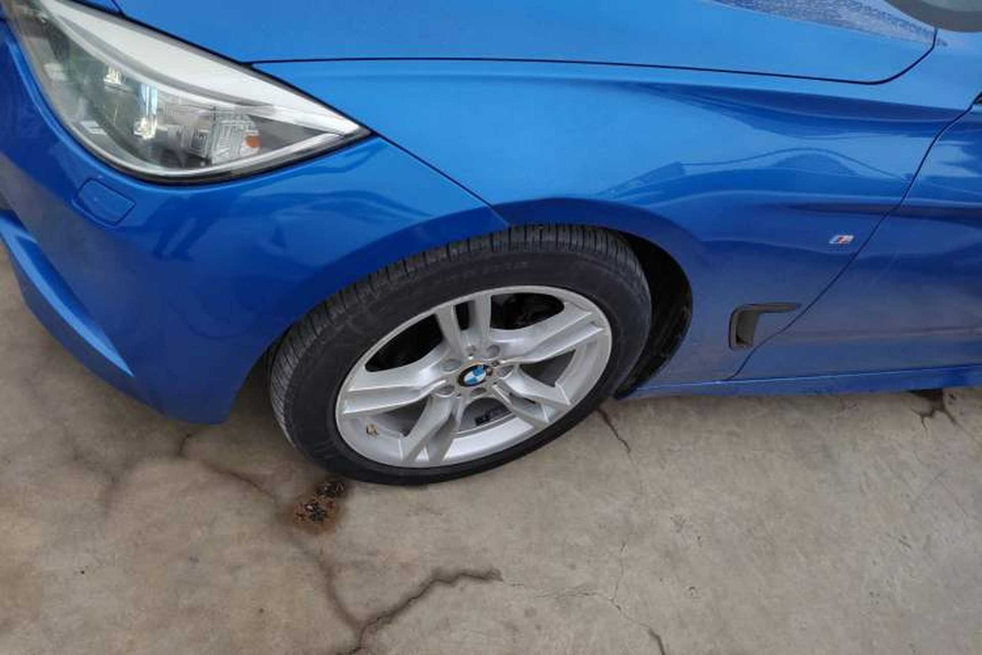 Used BMW 3 Series GT 2014 320i Design Package Model Left Front Wheel Hub