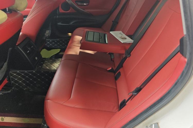 Used BMW 3 Series GT 2014 320i Design Package Model Left Rear Seat
