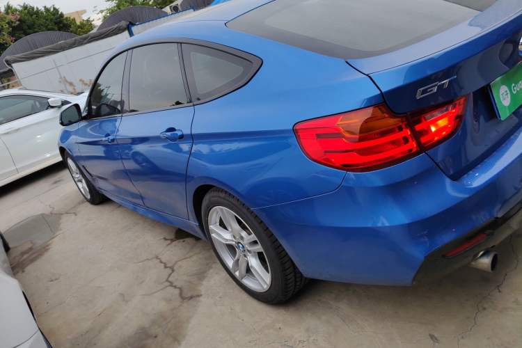 Used BMW 3 Series GT 2014 320i Design Package Model Left Side