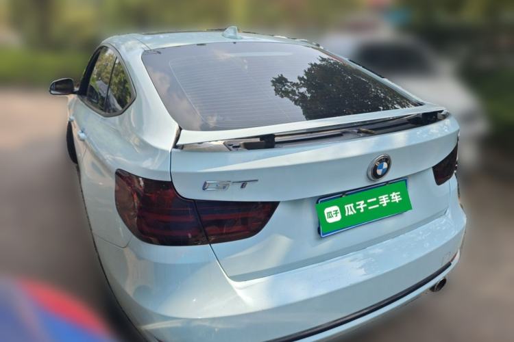 Used BMW 3 Series GT 2014 320i Design Package Model Rear Left 45 Deg