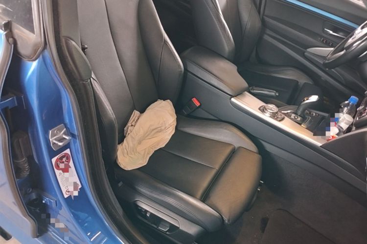 Used BMW 3 Series GT 2014 328i Design Package Model Right Front Seat