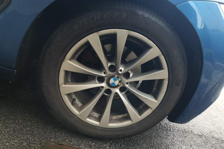 Used BMW 3 Series GT 2014 320i Leading Model Right Front Wheel Hub
