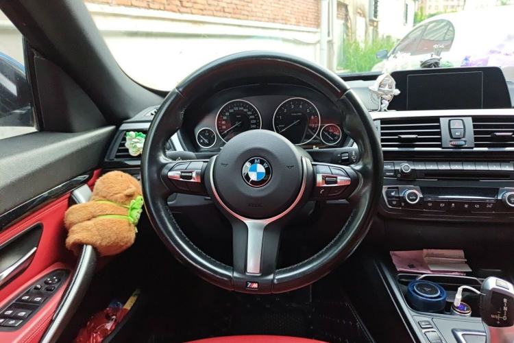 Used BMW 3 Series GT 2014 320i Design Package Model Steering Wheel