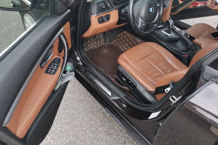 Used BMW 3 Series GT 2014 328i xDrive Design Package Edition Driver Seat