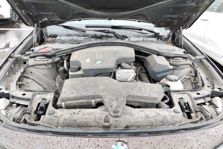 Used BMW 3 Series GT 2014 320i Leading Model Engine Bay