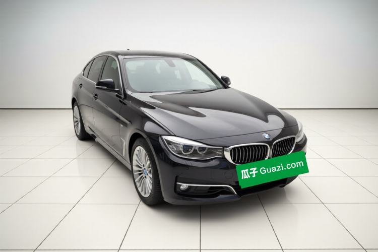 Used BMW 3 Series GT 2014 328i Design Package Model Front Right 45 Deg