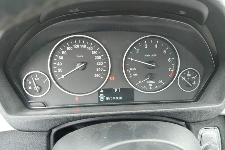 Used BMW 3 Series GT 2014 320i Leading Model Instrument Cluster