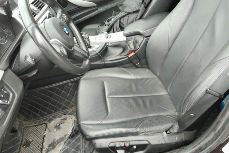 Used BMW 3 Series GT 2014 320i Leading Model Left Front Seat