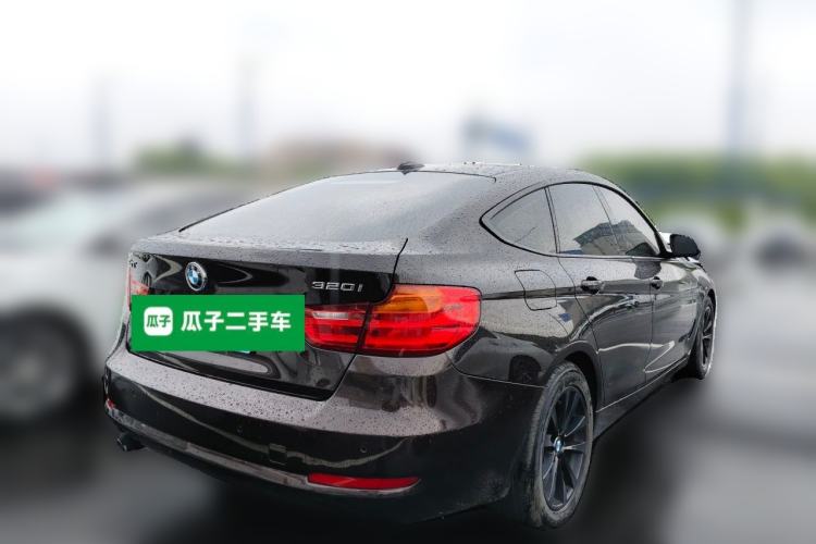 Used BMW 3 Series GT 2014 320i Leading Model Rear Right 45 Deg