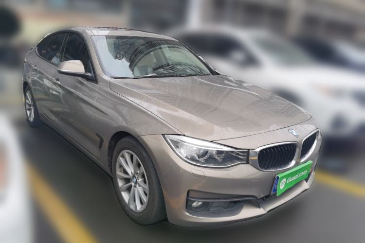 Used BMW 3 Series GT 2014 320i Leading Model Front Right 45 Deg