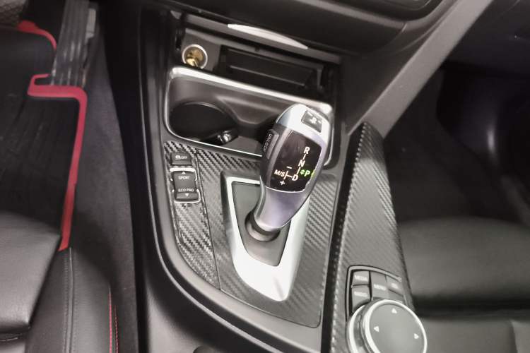 Used BMW 3 Series GT 2014 320i Design Package Model Gear Lever