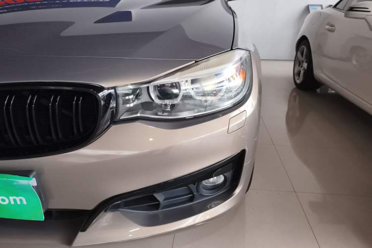 Used BMW 3 Series GT 2014 320i Design Package Model Left Front Headlight