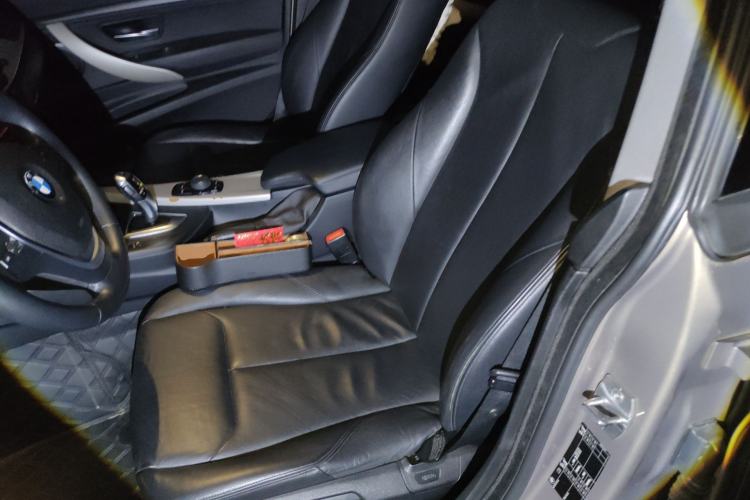Used BMW 3 Series GT 2014 320i Leading Model Left Front Seat