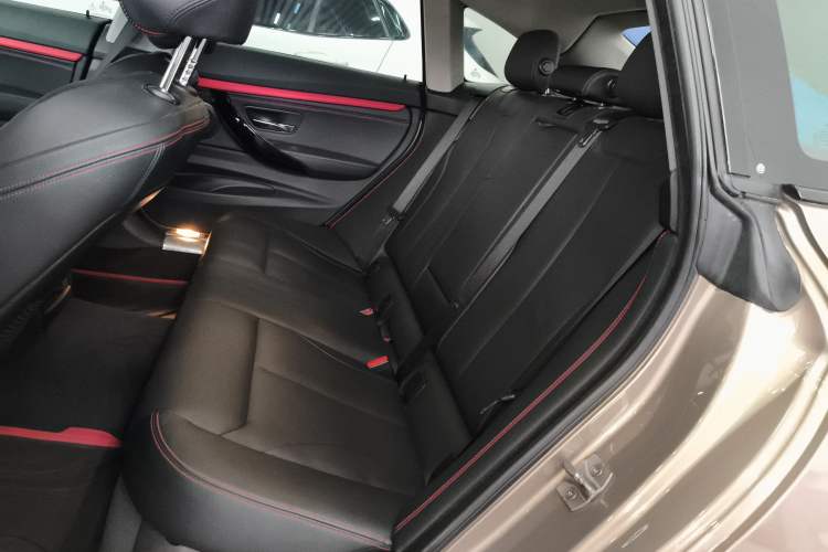 Used BMW 3 Series GT 2014 320i Design Package Model Left Rear Seat