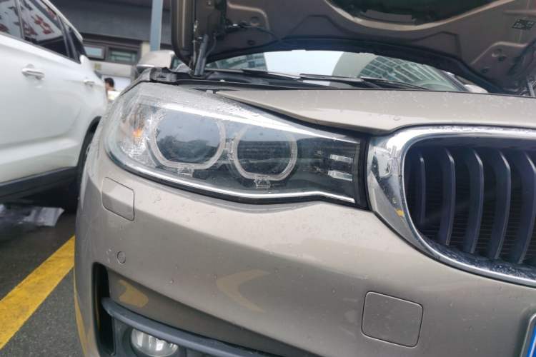 Used BMW 3 Series GT 2014 320i Leading Model Right Front Headlight