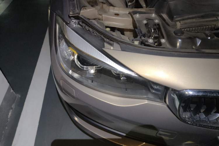 Used BMW 3 Series GT 2014 320i Leading Model Right Front Headlight