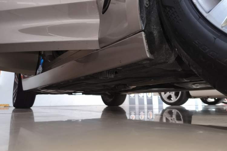 Used BMW 3 Series GT 2014 320i Design Package Model Right Side Sill