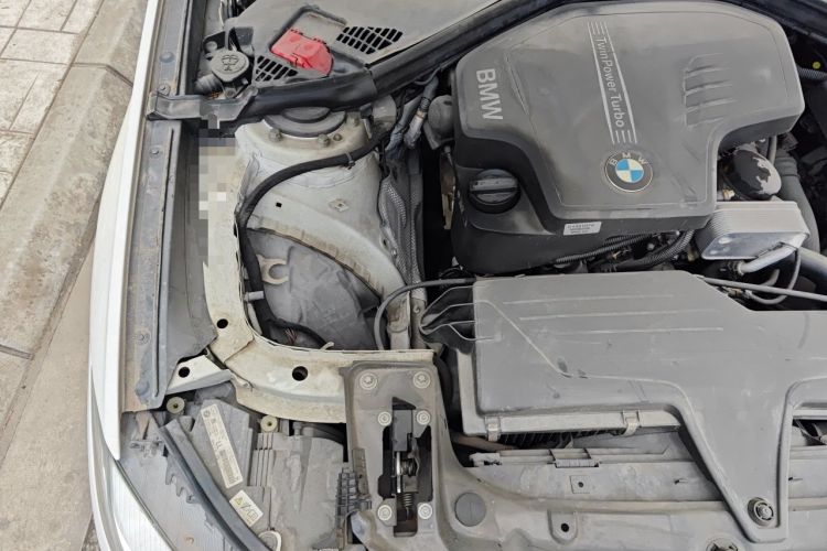 Used BMW 3 Series GT 2014 320i Leading Model Engine Bay Right