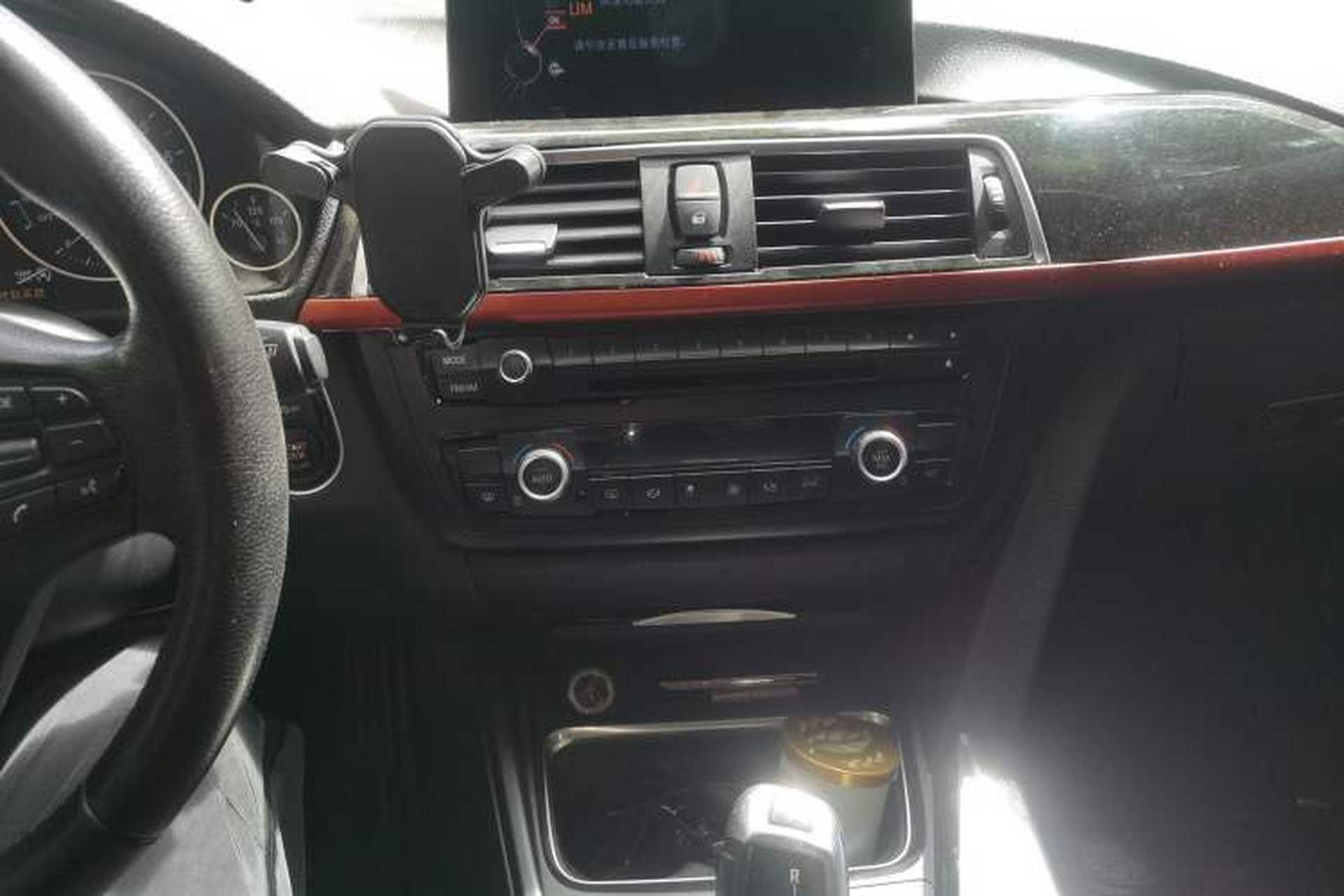Used BMW 3 Series GT 2014 320i Leading Model Audio And AC Panel