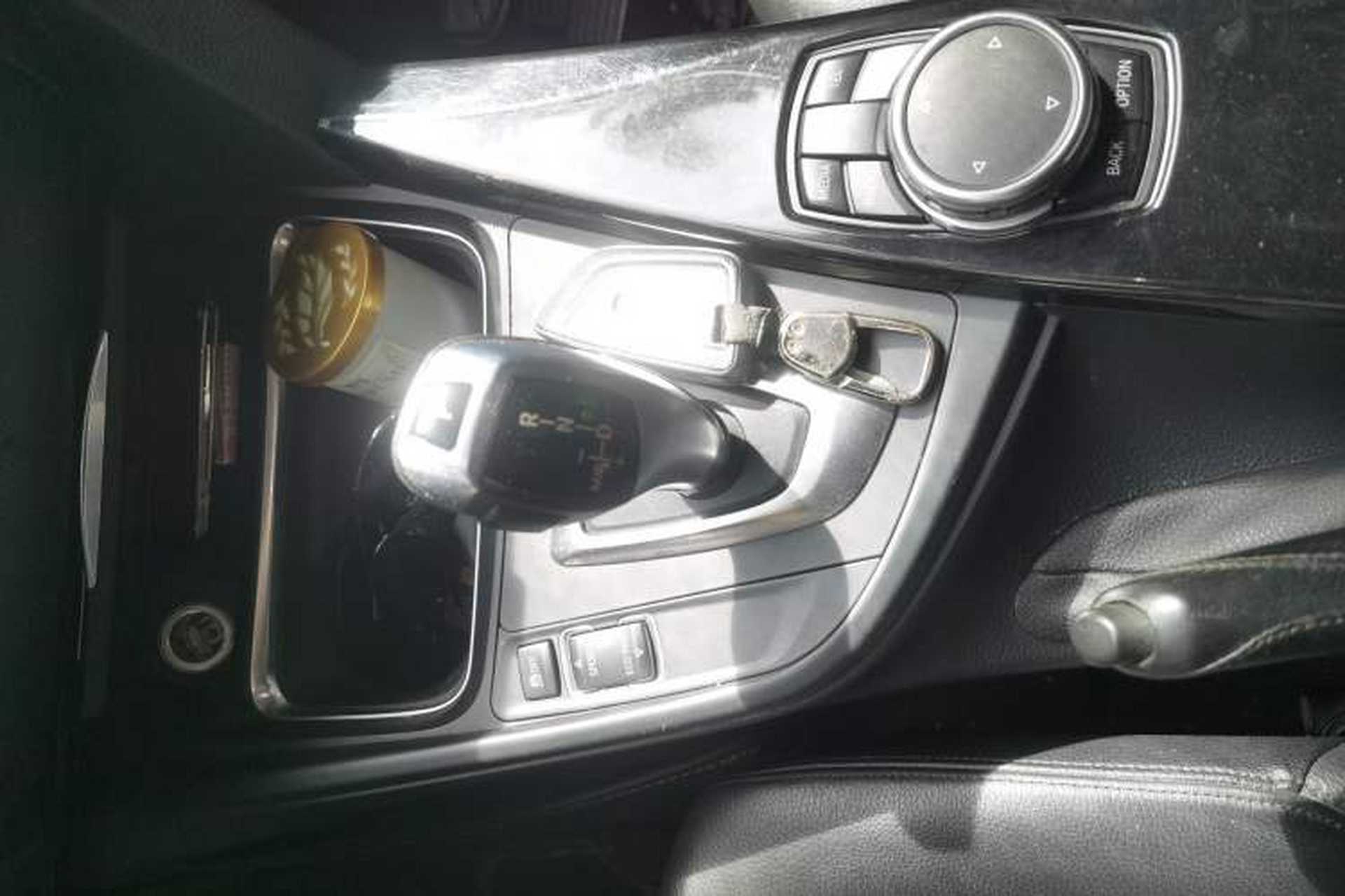 Used BMW 3 Series GT 2014 320i Leading Model Gear Lever