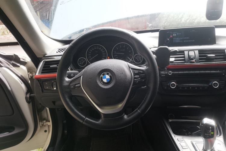 Used BMW 3 Series GT 2014 320i Leading Model Steering Wheel