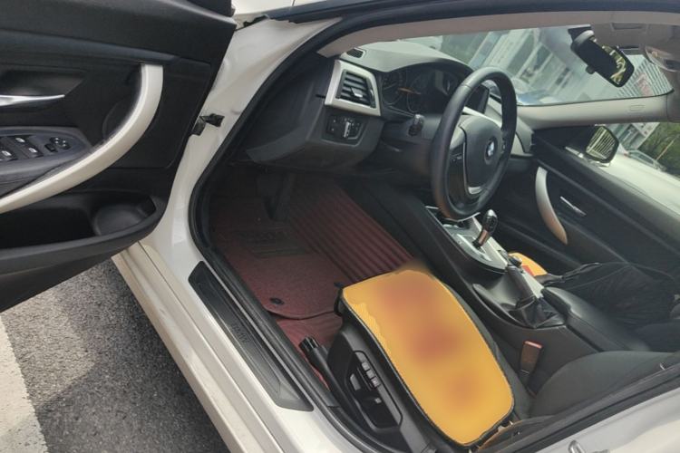 Used BMW 3 Series GT 2014 320i Leading Model Driver Seat