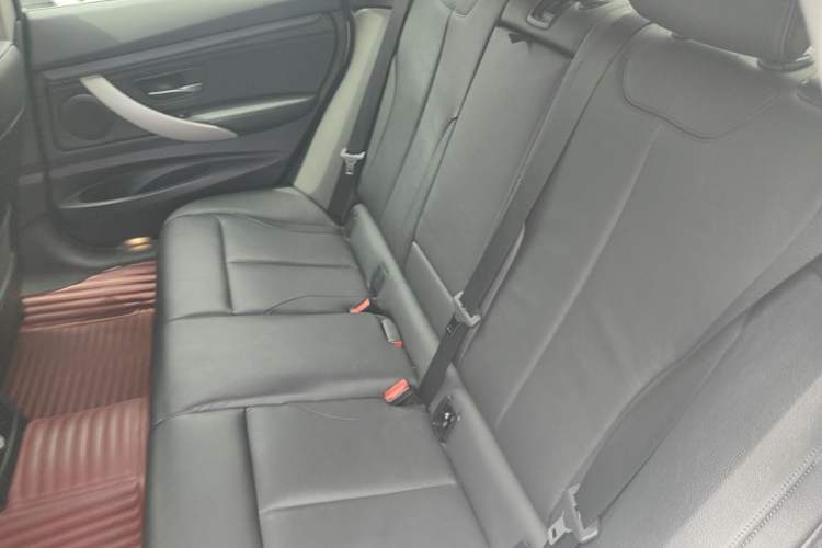 Used BMW 3 Series GT 2014 320i Leading Model Left Rear Seat