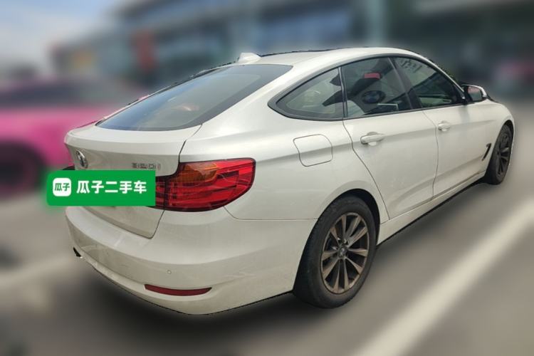 Used BMW 3 Series GT 2014 320i Leading Model Rear Right 45 Deg