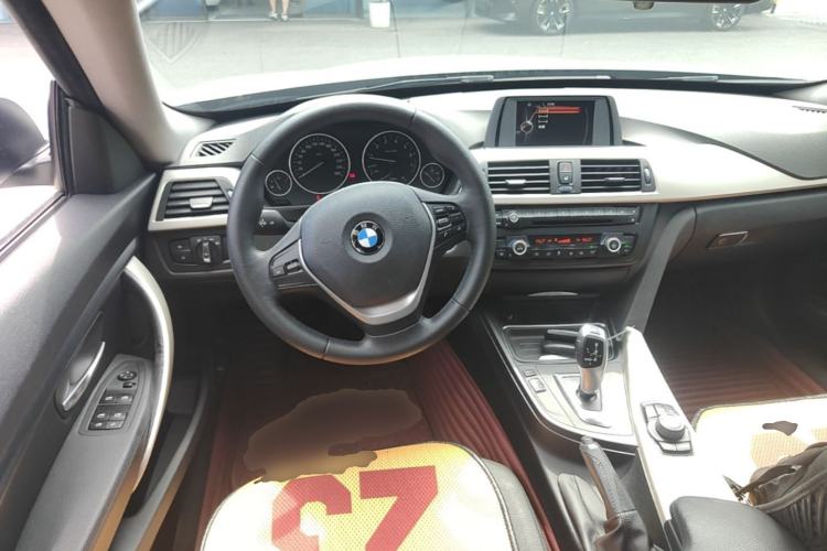 Used BMW 3 Series GT 2014 320i Leading Model Steering Wheel