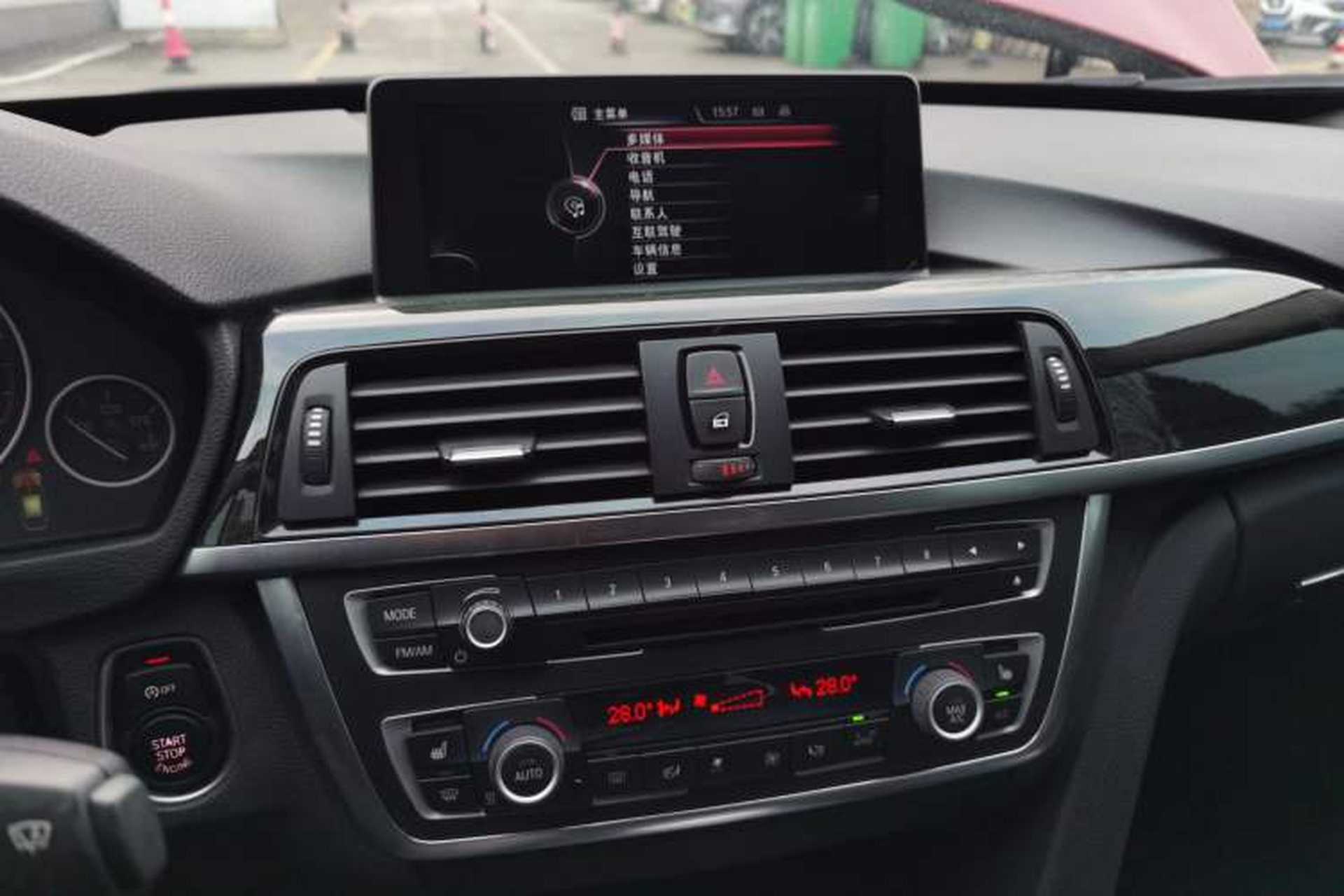 Used BMW 3 Series GT 2014 320i Design Package Model Audio And AC Panel