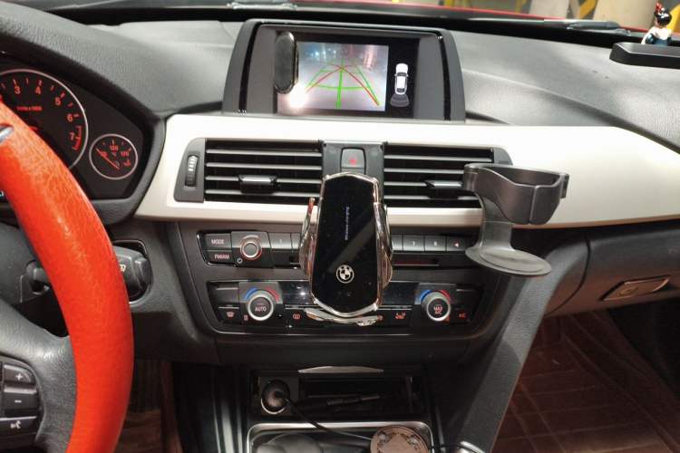 Used BMW 3 Series GT 2014 320i Leading Model Audio And AC Panel