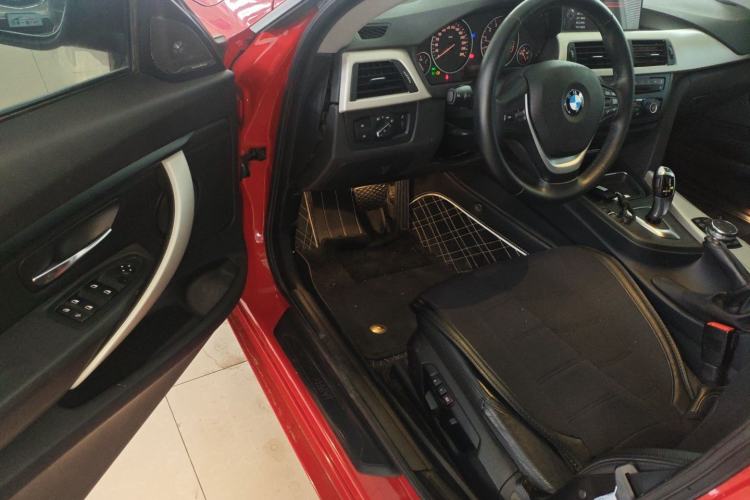 Used BMW 3 Series GT 2014 320i Leading Model Driver Seat