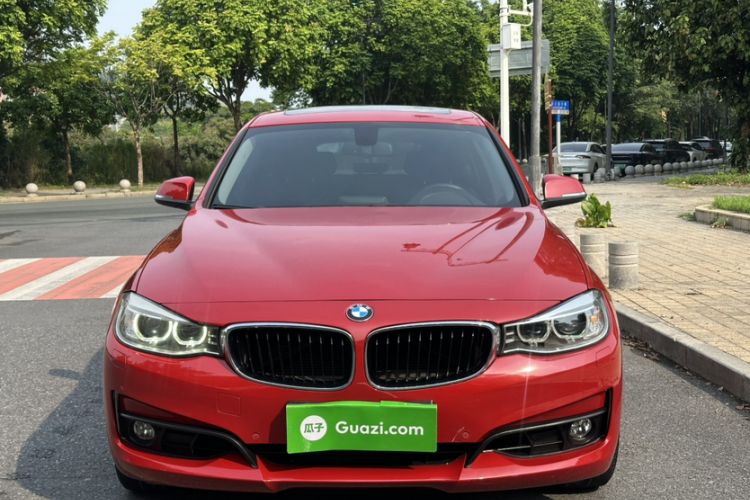 Used BMW 3 Series GT 2014 320i Leading Model Exterior 1