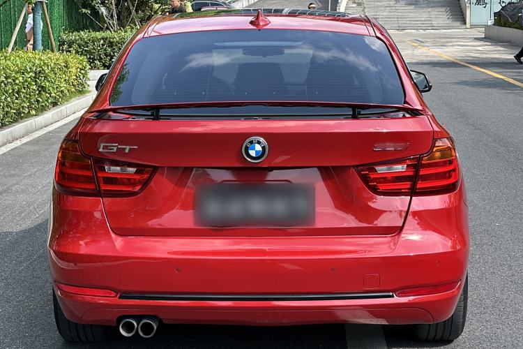 Used BMW 3 Series GT 2014 328i Design Package Model Exterior 4