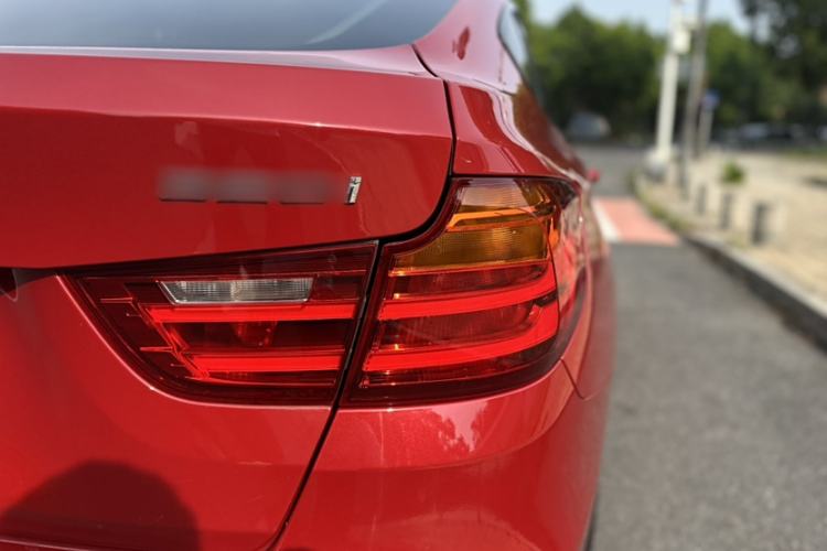 Used BMW 3 Series GT 2014 320i Leading Model Exterior 6
