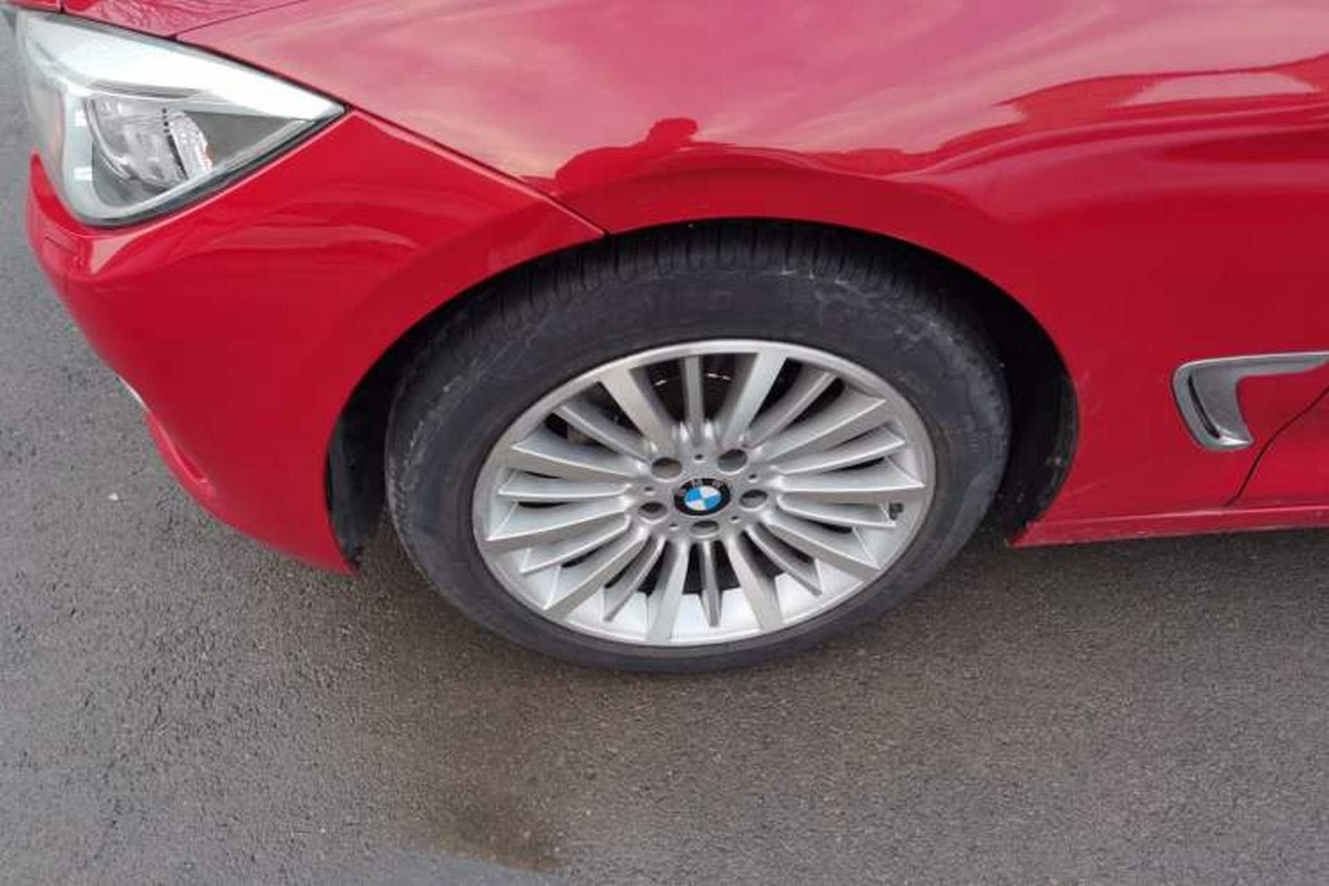 Used BMW 3 Series GT 2014 320i Design Package Model Exterior 7