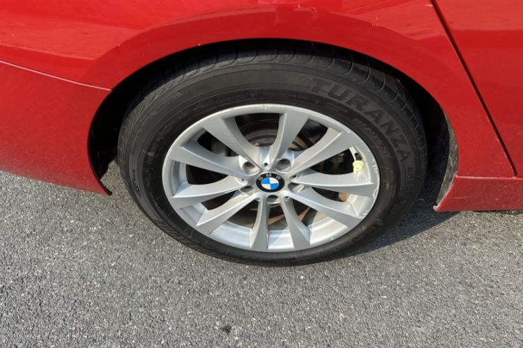 Used BMW 3 Series GT 2014 320i Leading Model Exterior 7