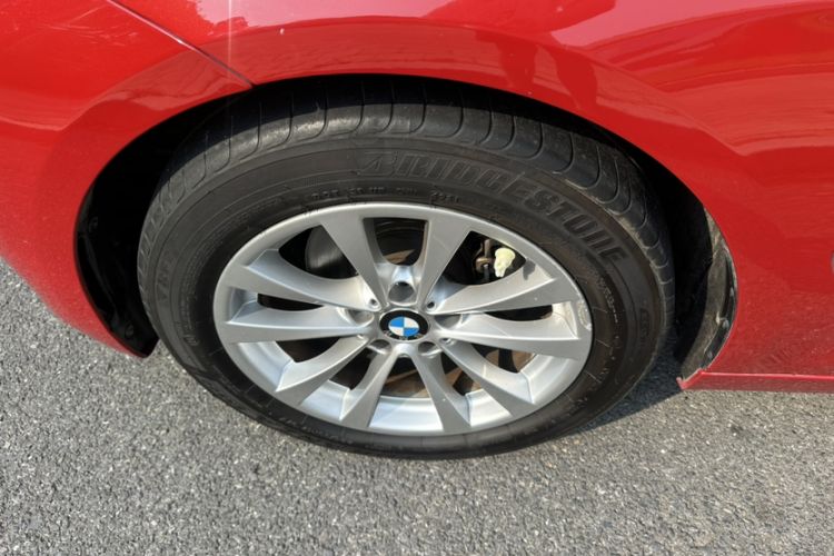 Used BMW 3 Series GT 2014 320i Leading Model Exterior 8