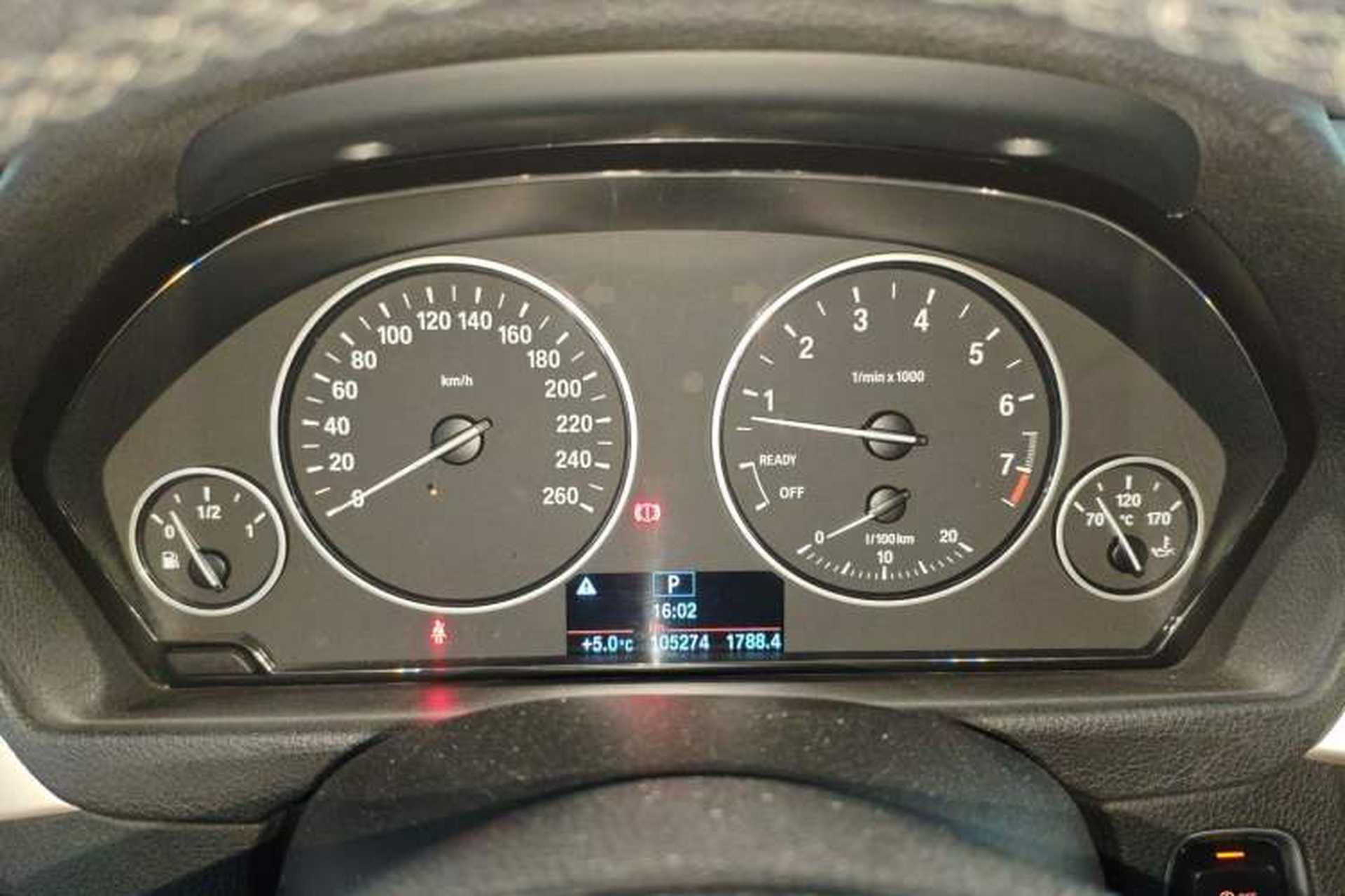 Used BMW 3 Series GT 2014 320i Leading Model Instrument Cluster