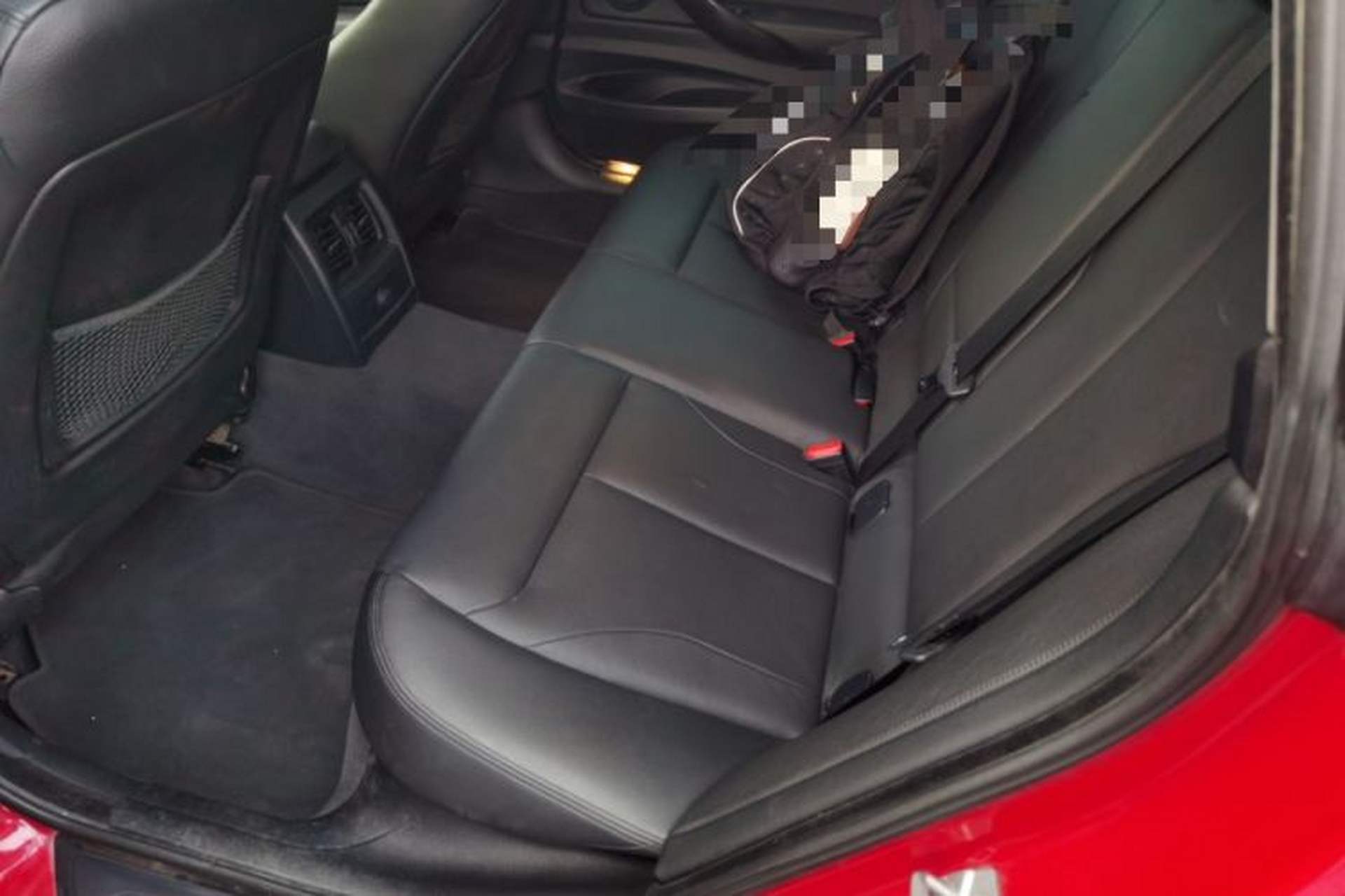 Used BMW 3 Series GT 2014 320i Design Package Model Interior 4