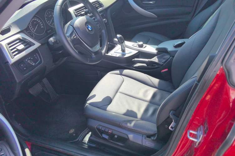 Used BMW 3 Series GT 2014 320i Leading Model Left Front Seat