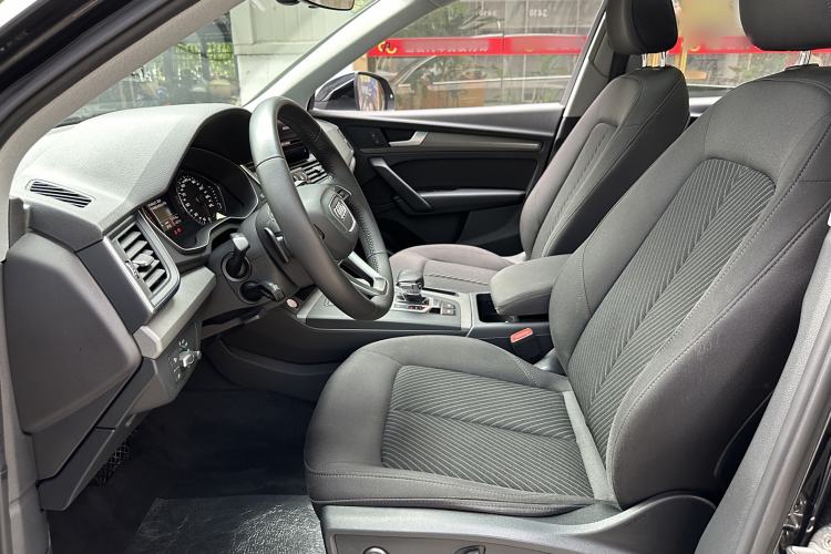 Used BMW 3 Series GT 2014 328i Design Package Model Left Front Seat