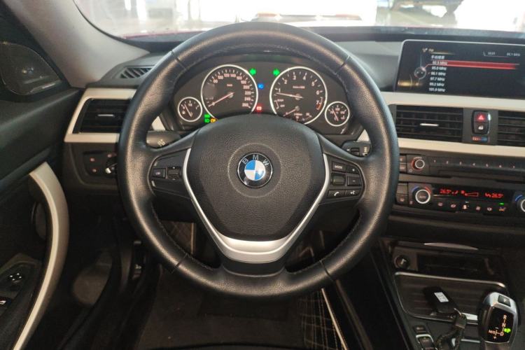 Used BMW 3 Series GT 2014 320i Leading Model Steering Wheel