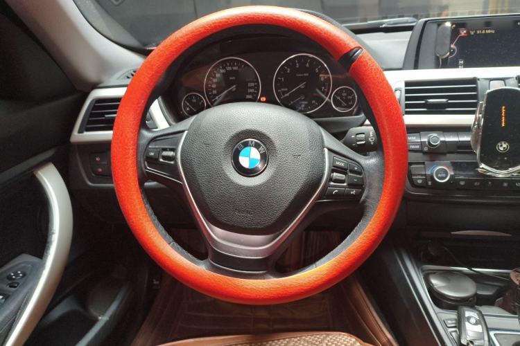Used BMW 3 Series GT 2014 320i Leading Model Steering Wheel