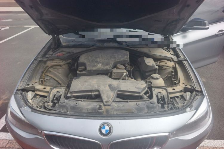 Used BMW 3 Series GT 2014 320i Leading Model Engine Bay