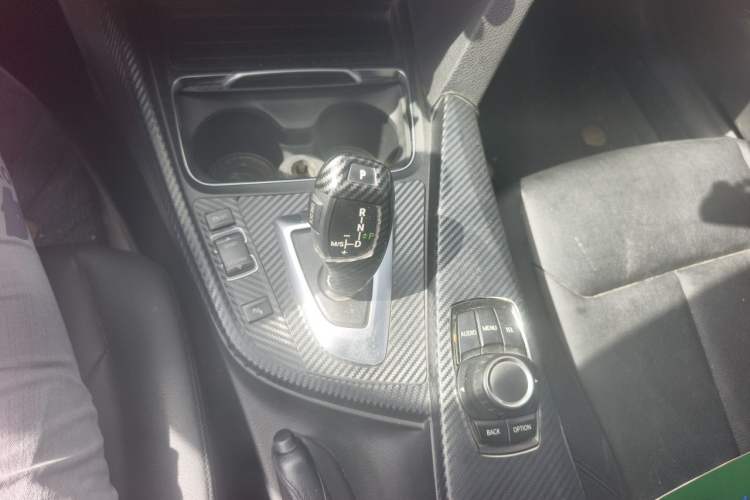 Used BMW 3 Series GT 2014 320i Leading Model Gear Lever
