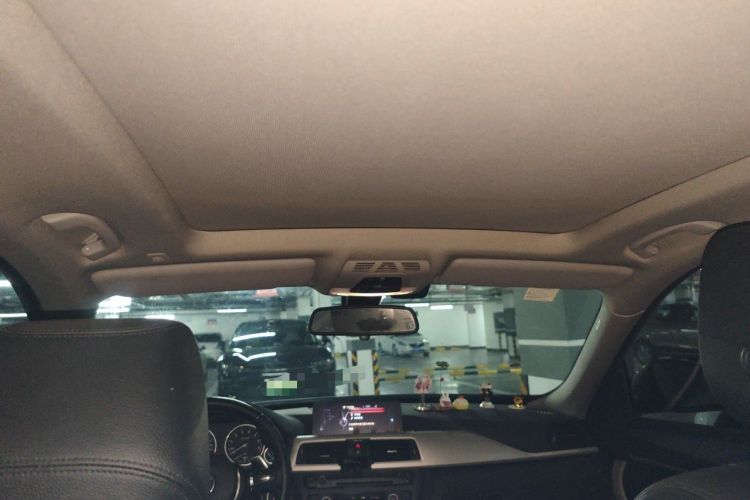 Used BMW 3 Series GT 2014 320i Leading Model Headliner